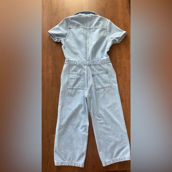 Levi’s Denim Jumpsuit M Short Sleeve Snap Button Front Cropped Utility One-Piece - Picture 4 of 12